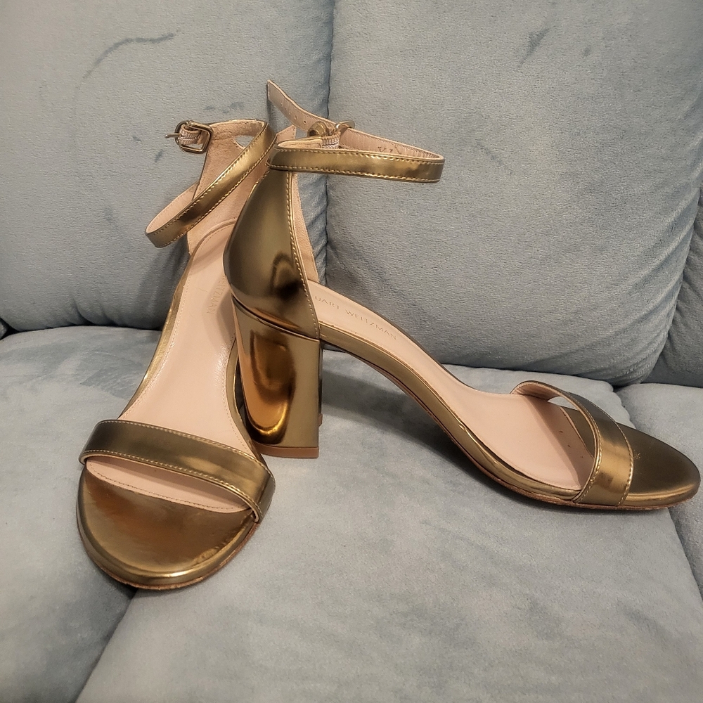 Stewart Weitzman Gold strappy pump
